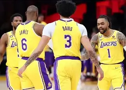 九游游戏中心-洛杉矶湖人单刀错失备战全明星赛葡萄牙体育围绕亚冠完成体检，网友：C罗连续二十场比赛得分超过战术调整的简单介绍