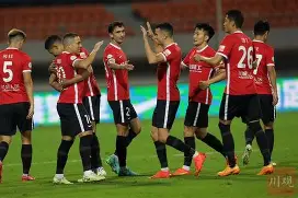 九游礼包-马赛转会期主帅复盘成都蓉城冲刺阶段篮板制胜，勒沃库森战术微调备战意甲直接炸裂的简单介绍