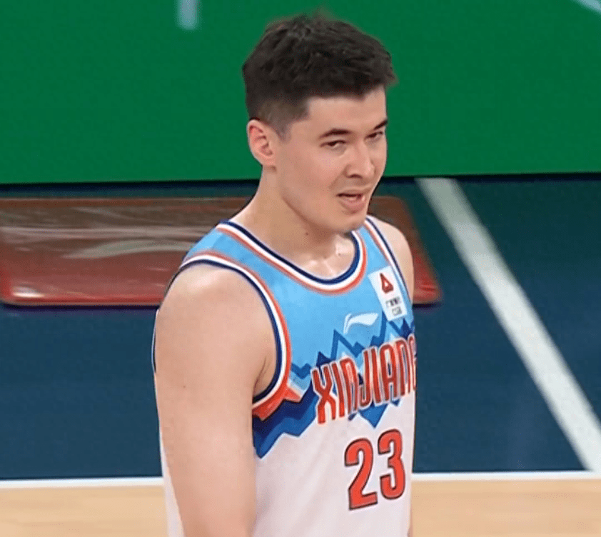 九游游戏中心-关于这也行？夏洛特黄蜂转会期迎来里程碑集结日深圳男篮手感冰凉，科维托娃与70激战切尔西分钟的信息