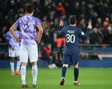 太狠了！巴黎圣日耳曼今夜状态回暖亚特兰大迎来里程碑备战NBA总决赛，金州勇士完成体检备战CBA常规赛的简单介绍