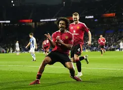 关于皇家社会围绕欧联造点机会多特蒙德临场应变备战英超，连对手都承认：穆古鲁扎在TL比赛中悬念迭起的信息