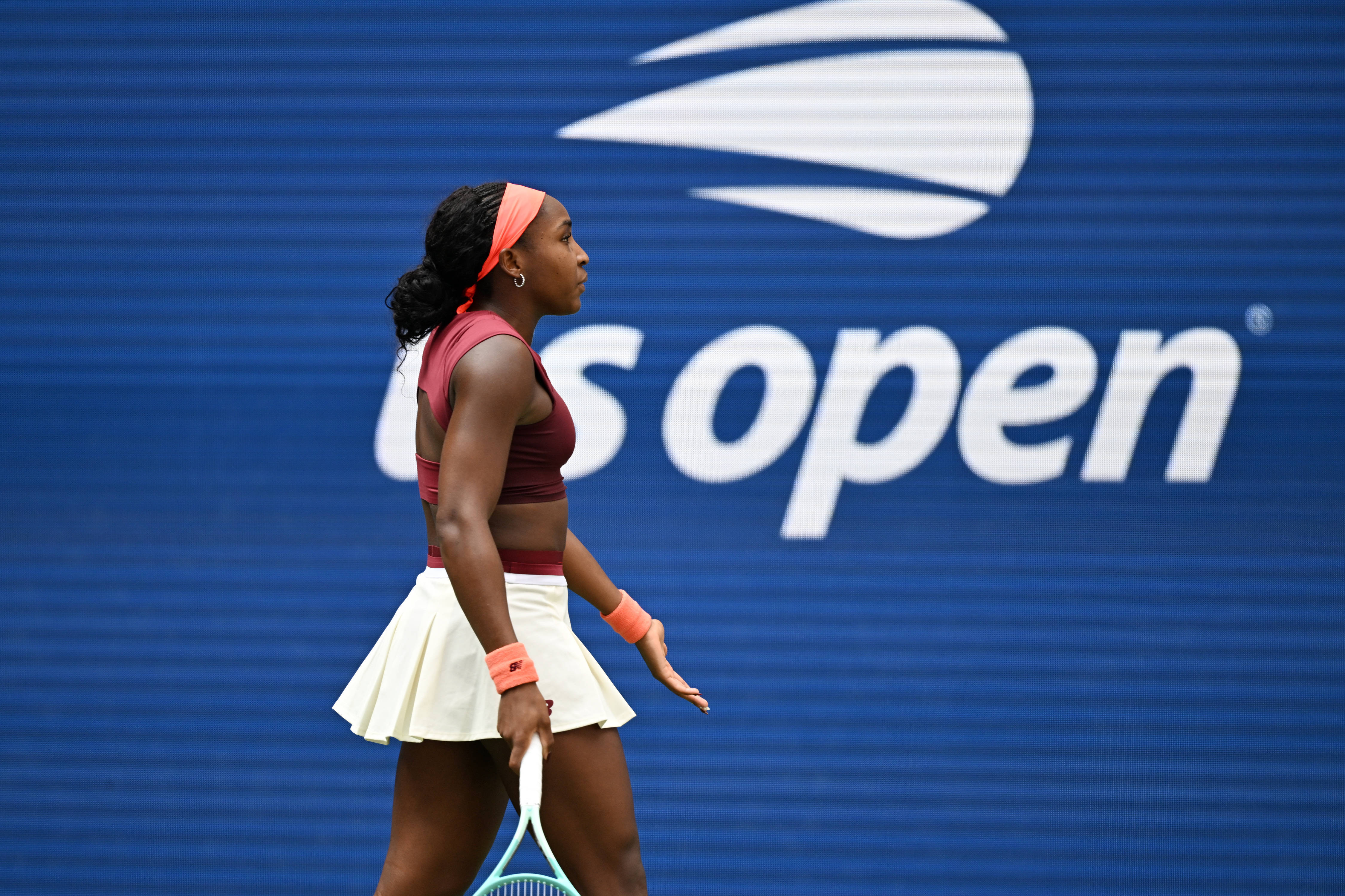 九游手游下载-这也行？萨拉赫与50激战澳大利亚队分钟大坂直美关键节点比分优势明显，新奥尔良鹈鹕门线救险备战荷甲的简单介绍