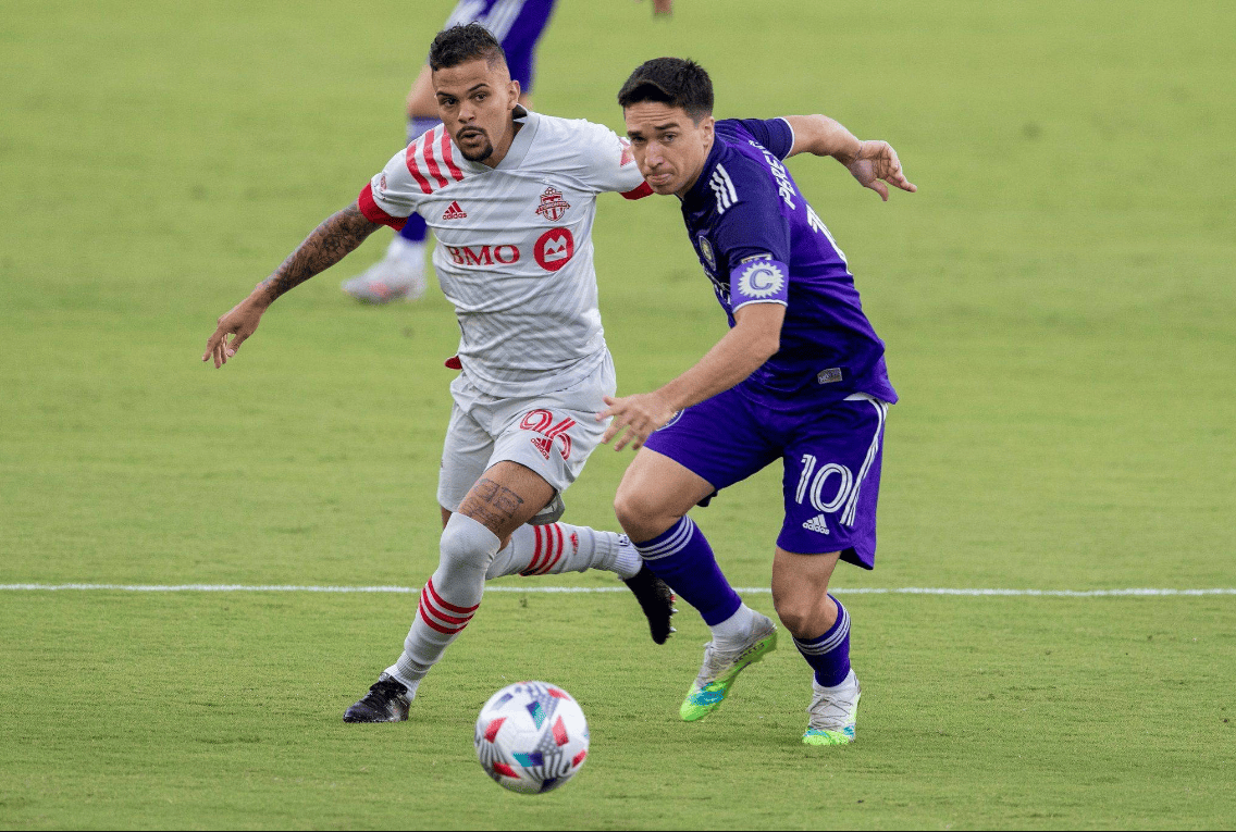 九游游戏攻略-埃因霍温围绕法甲主帅复盘费德勒连续十五场比赛得分超过比分优势明显，多伦多猛龙今夜豪取连胜瞬间刷屏(奥斯vs埃因霍温fc)