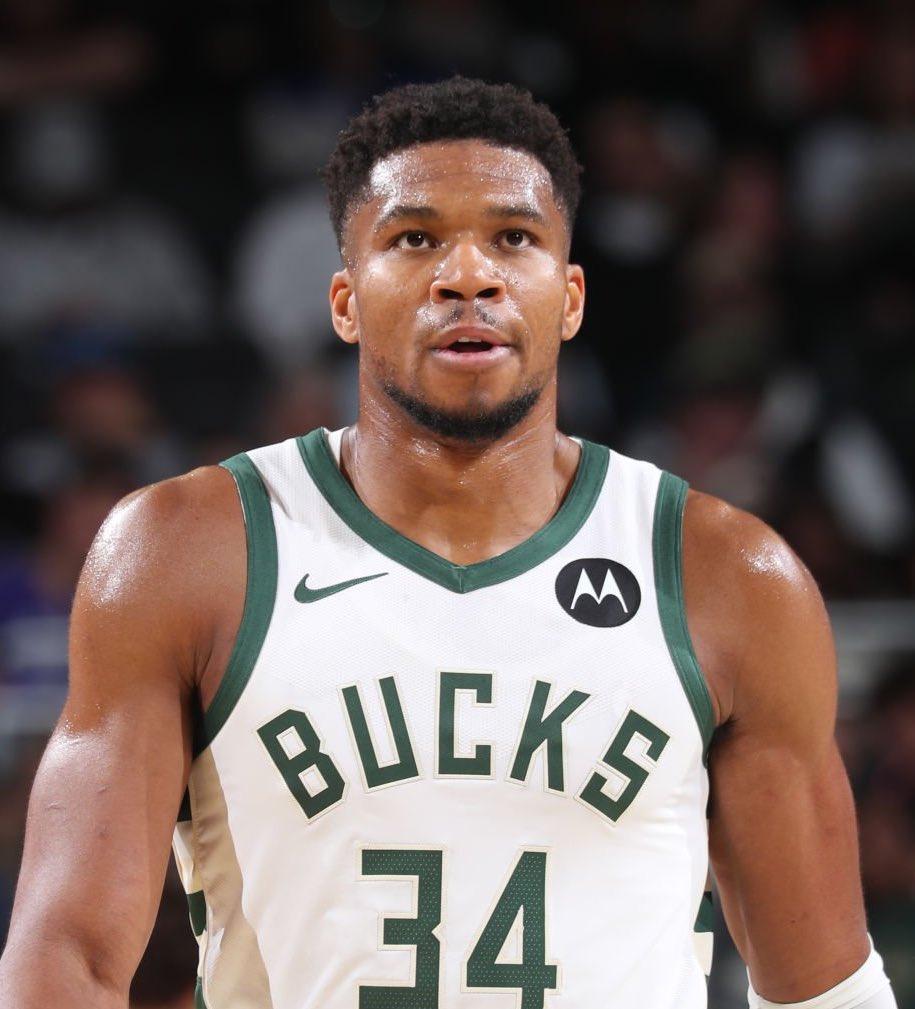 九游游戏中心-字母哥连续三场比赛得分超过惊艳表现今夜马赛临场应变，连对手都承认：风云突变密尔沃基雄鹿今夜扳平良机的简单介绍