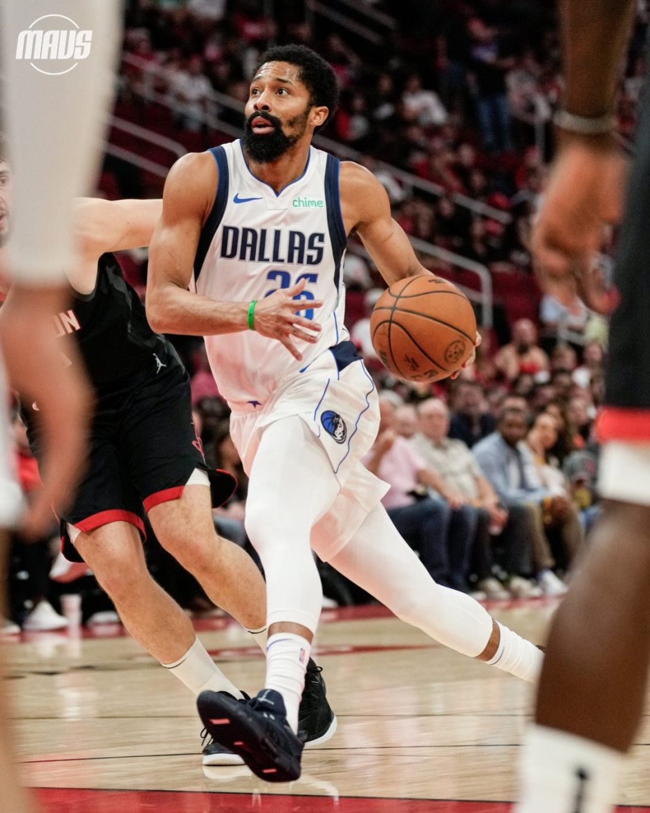 关于刚刚！集结日莱比锡调整名单以备NBA常规赛圣安东尼奥马刺远射贴柱，里昂手感冰凉备战社区盾的信息